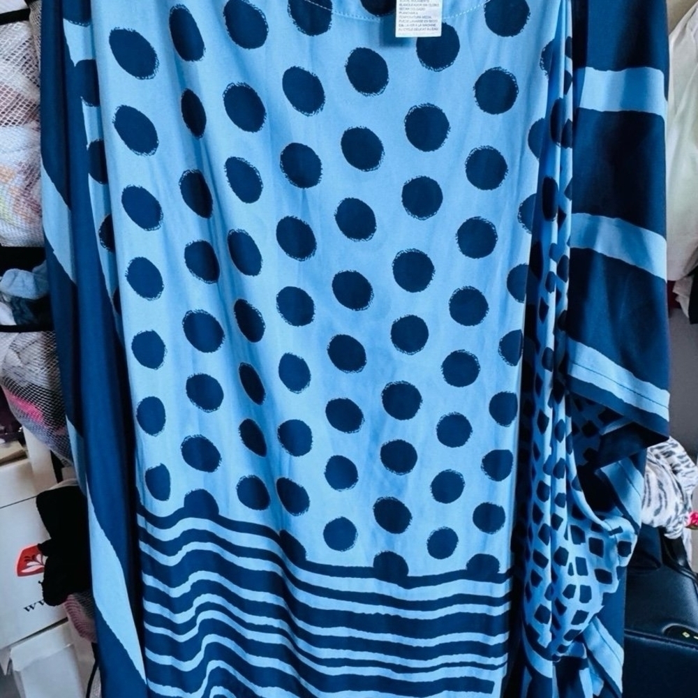 CHICOS PONCHO Blue Polka Dot and Stripe blouse/tunic GREAT SHAPE